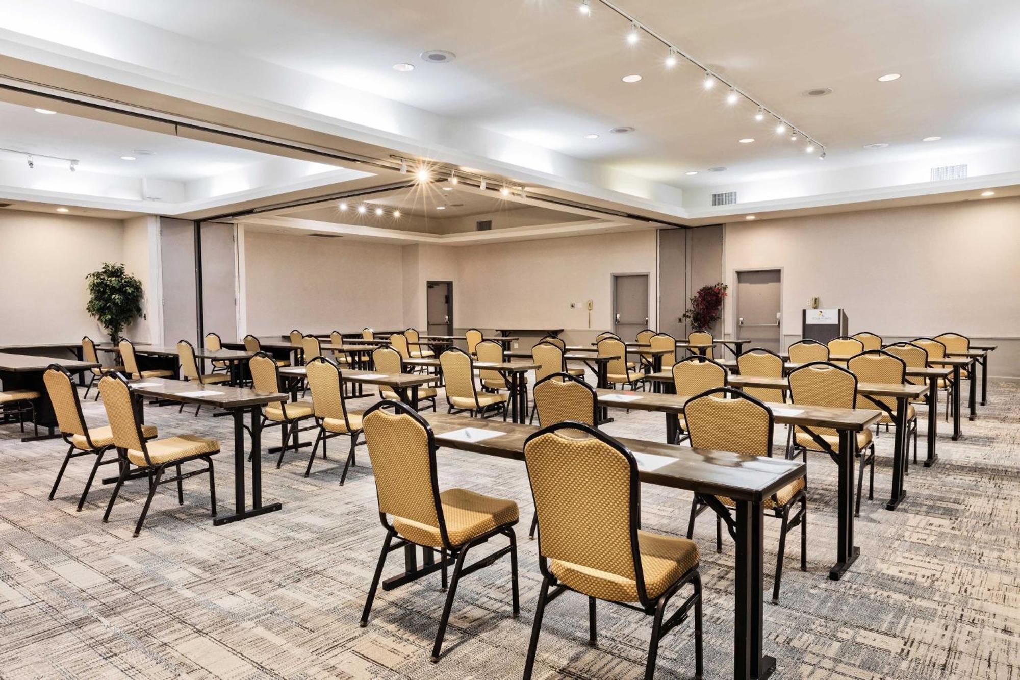 Four Points By Sheraton Ventura Harbor Resort Exterior foto